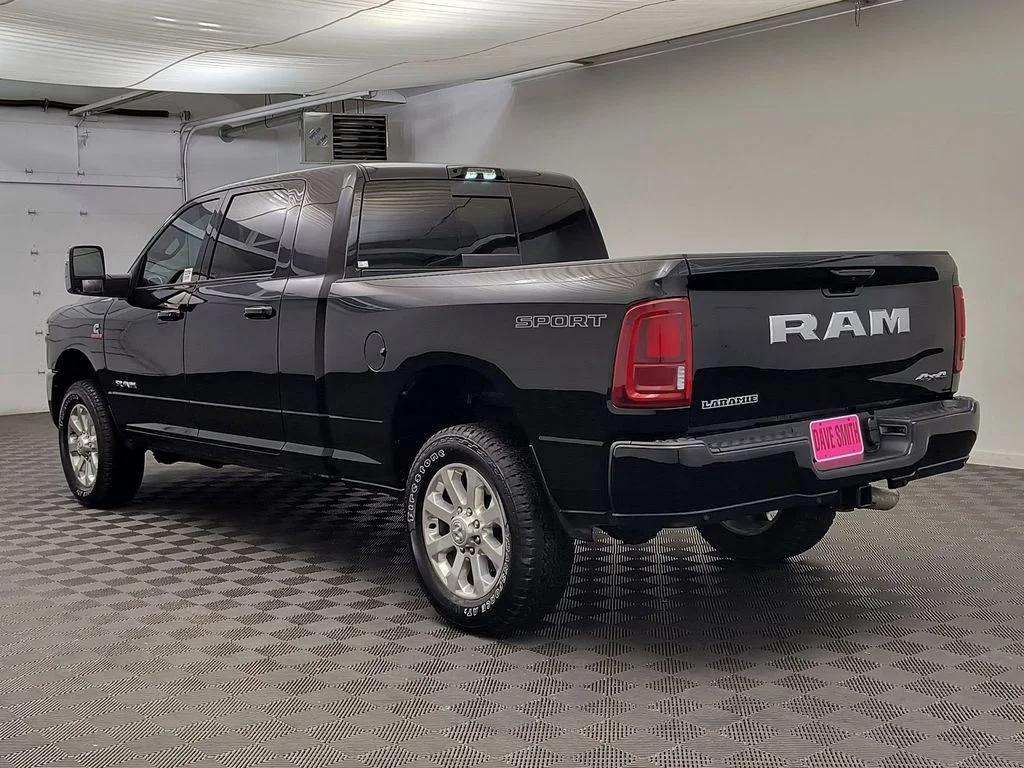 Certified Used 2025 Diamond Black Crystal Pearlcoat Ram Laramie image 3