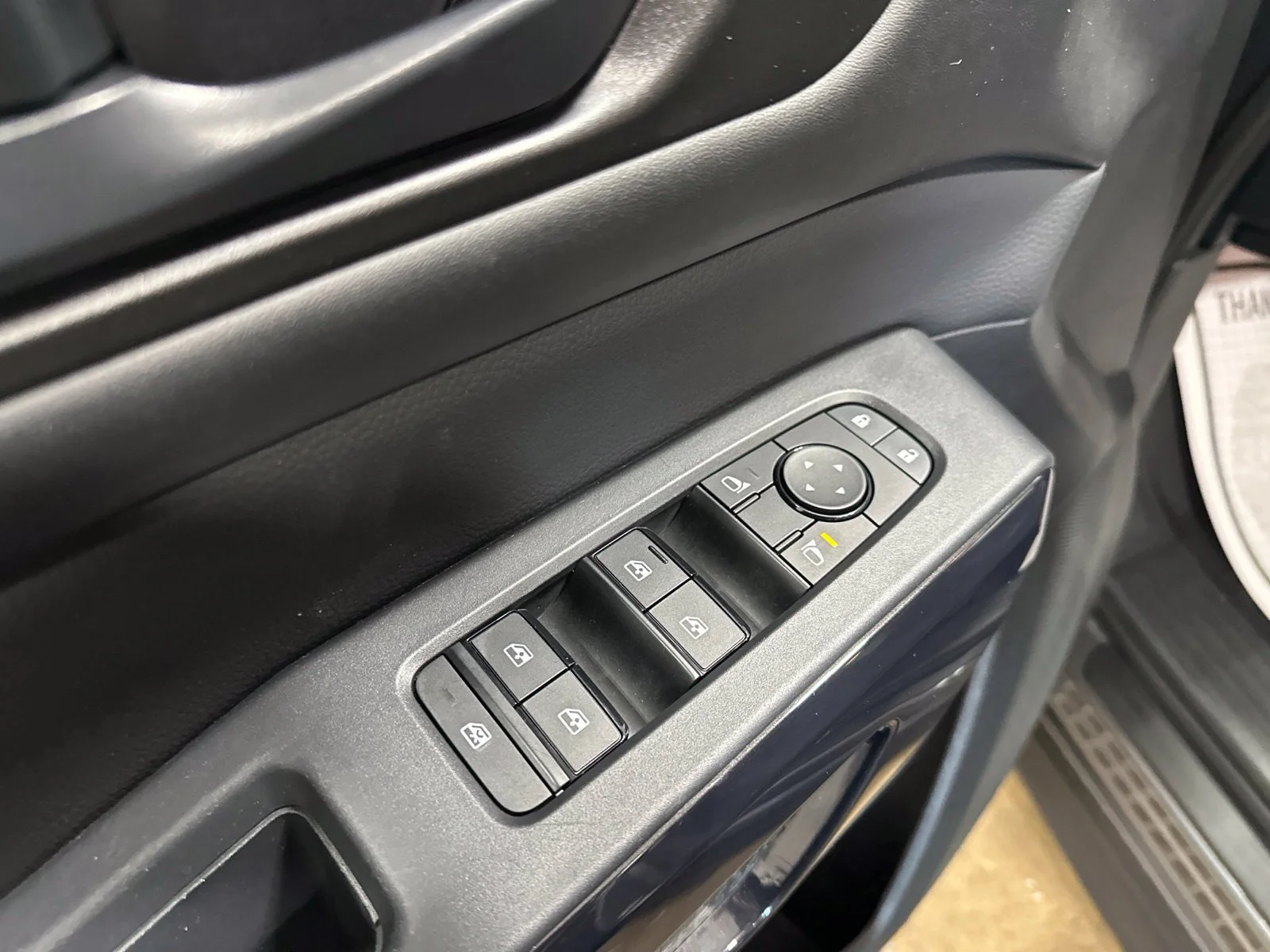 Used 2025 Gray Nissan SV image 15