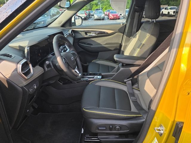 Used 2024 Nitro Yellow Metallic Chevrolet ACTIV image 34