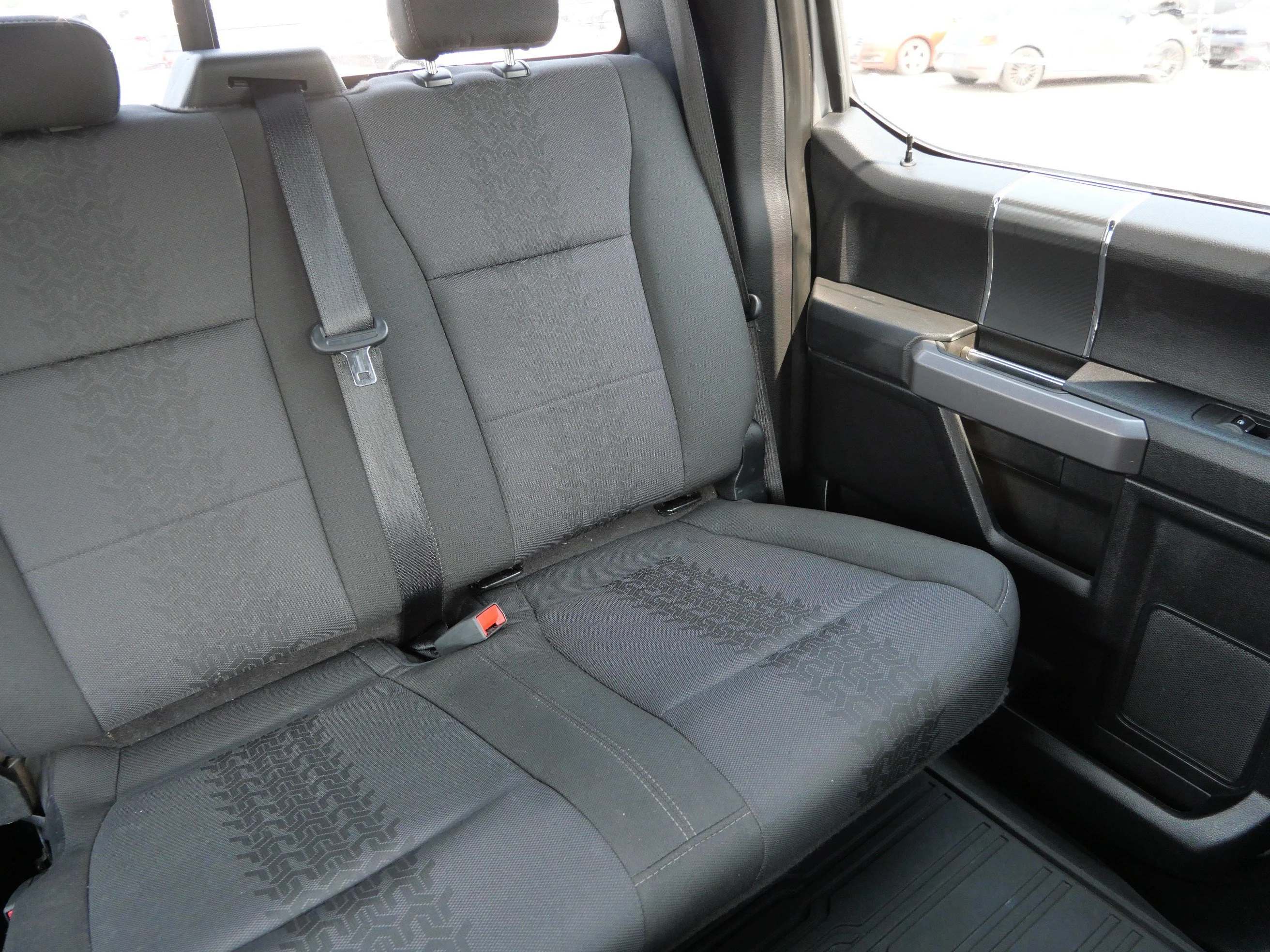 Used 2018 Ingot Silver Metallic Ford XLT image 14