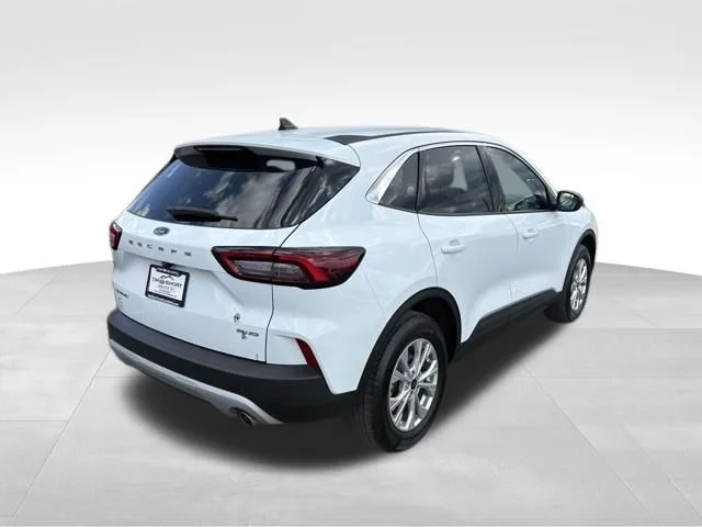 Used 2024 White Ford Active image 2