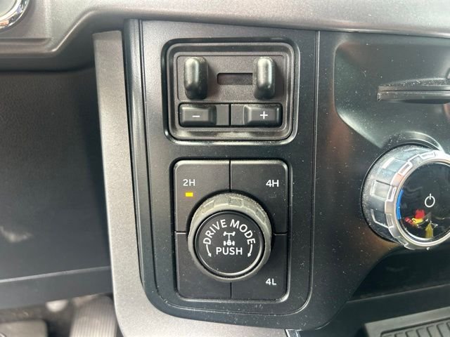 Used 2025 Black Ford XLT image 13