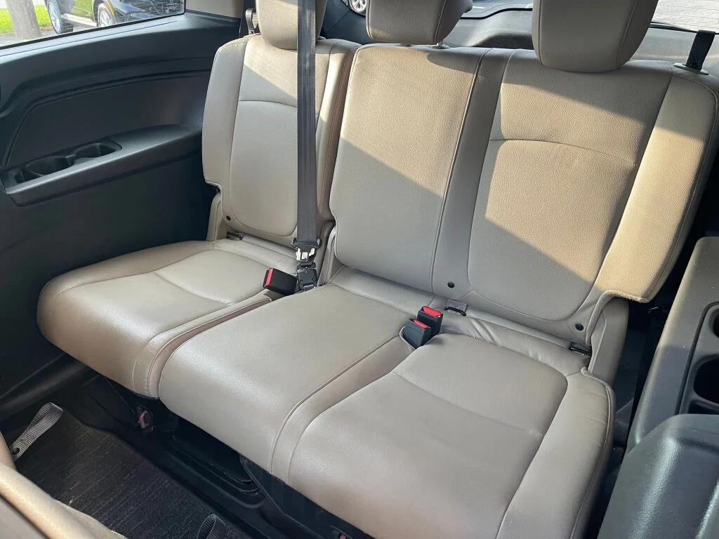 Used 2024 Radiant Red Metallic II Honda EX-L image 22