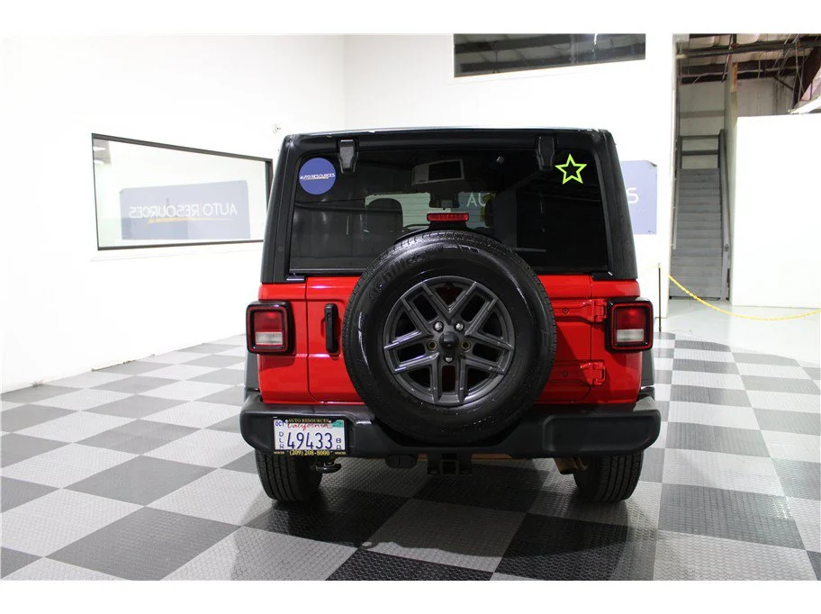 Used 2024 Firecracker Red Clearcoat Jeep Sport S image 5