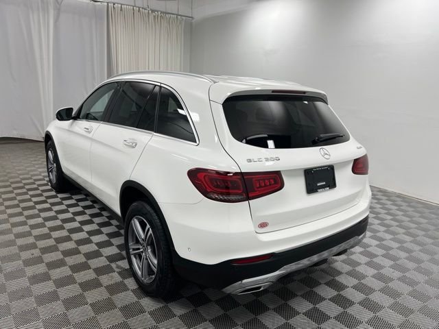 Used 2022 White Mercedes-Benz GLC 300 image 6