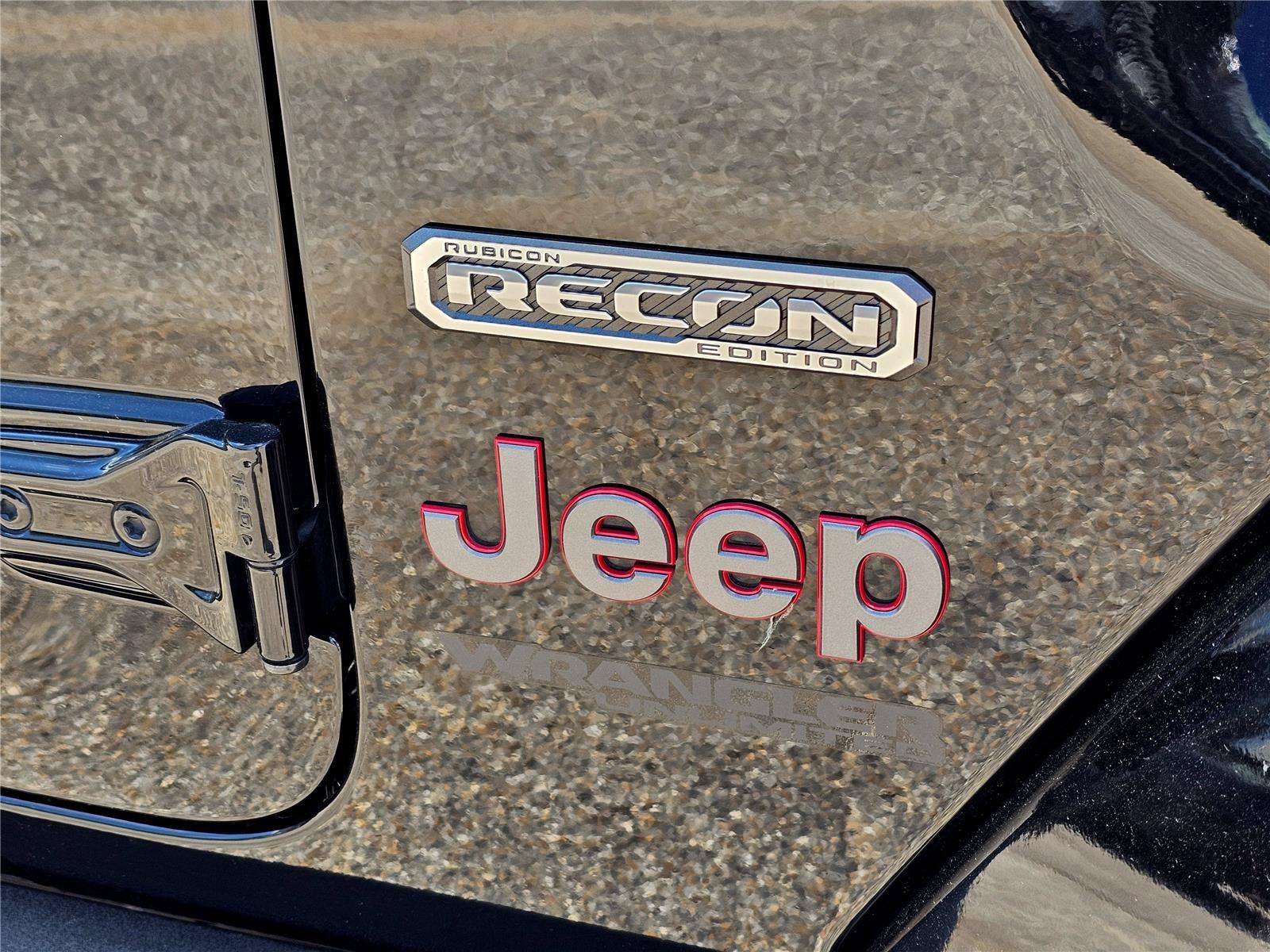 Certified Used 2020 Black Clearcoat Jeep Recon image 8