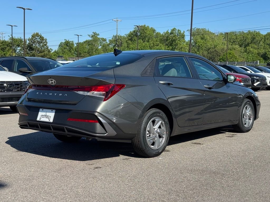 Used 2026 Gray Hyundai SE image 11