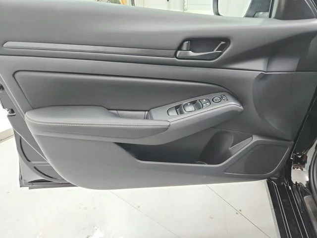 New 2026 Black Nissan 2.5 SV image 29