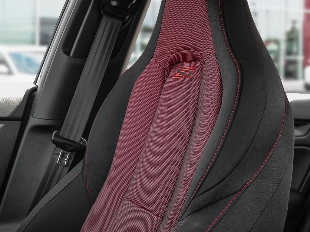 New 2026 Crystal Black Pearl Honda Si Shift into something special. image 20