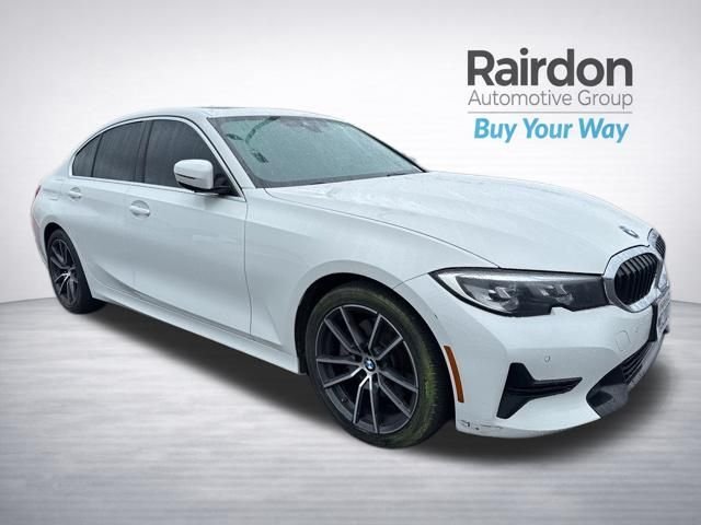 2019 BMW 3 Series 330i Sedan's photo