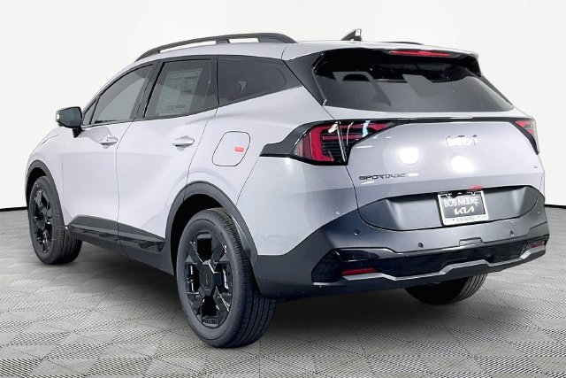 New 2027 Wolf Gray Kia X-Line image 4