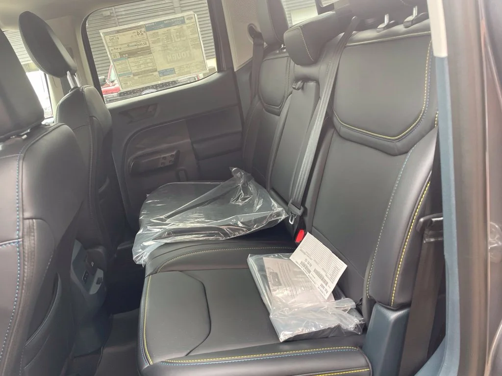 New 2026 CARBONIZED GRAY Ford Lobo High image 26
