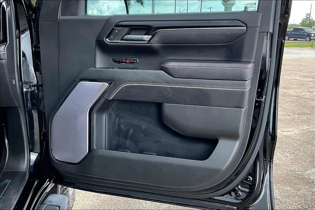 Used 2022 Black GMC AT4X image 29