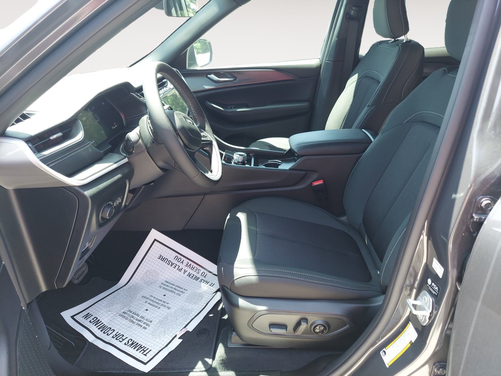 New 2026 Baltic Gray Metallic Clearcoat Jeep Laredo image 21