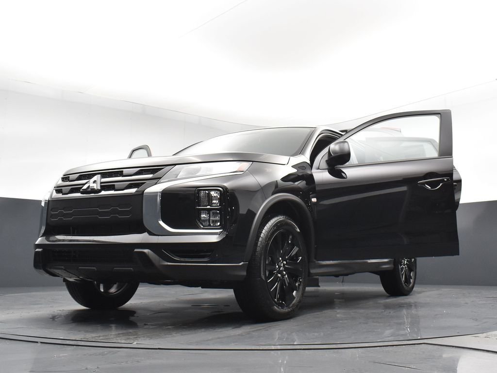 New 2026 Black Mitsubishi 2.0 LE image 29