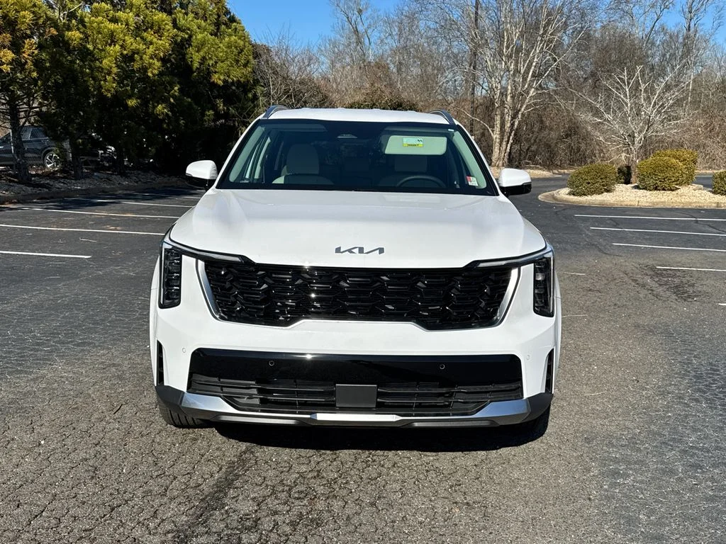 New 2026 White Kia S image 8