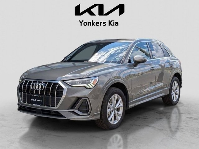2025 Audi Q3 Premium