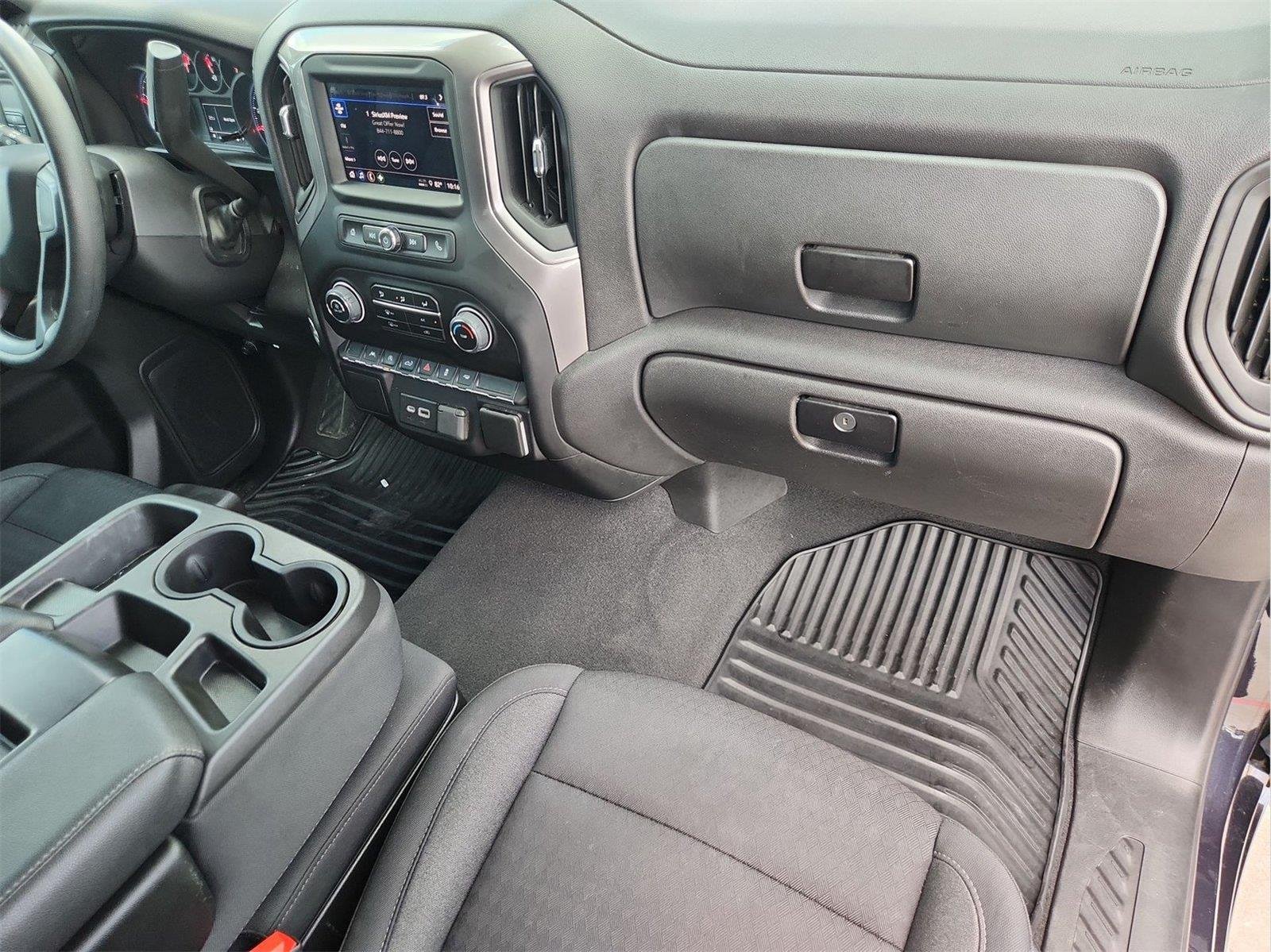 2022 Chevrolet Silverado 1500 photo 27 of 32