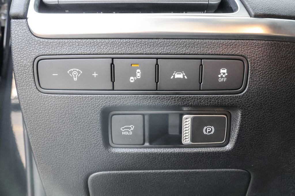 Certified Used 2021 White Hyundai Limited image 20