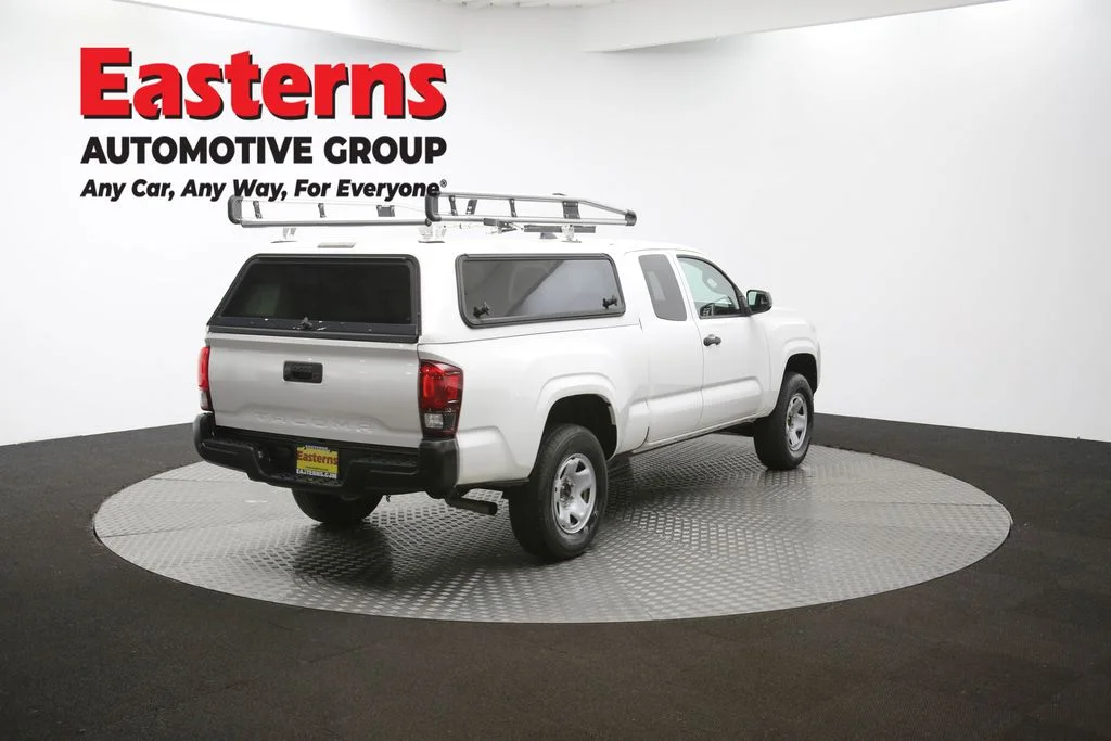 Used 2022 White Toyota SR image 39