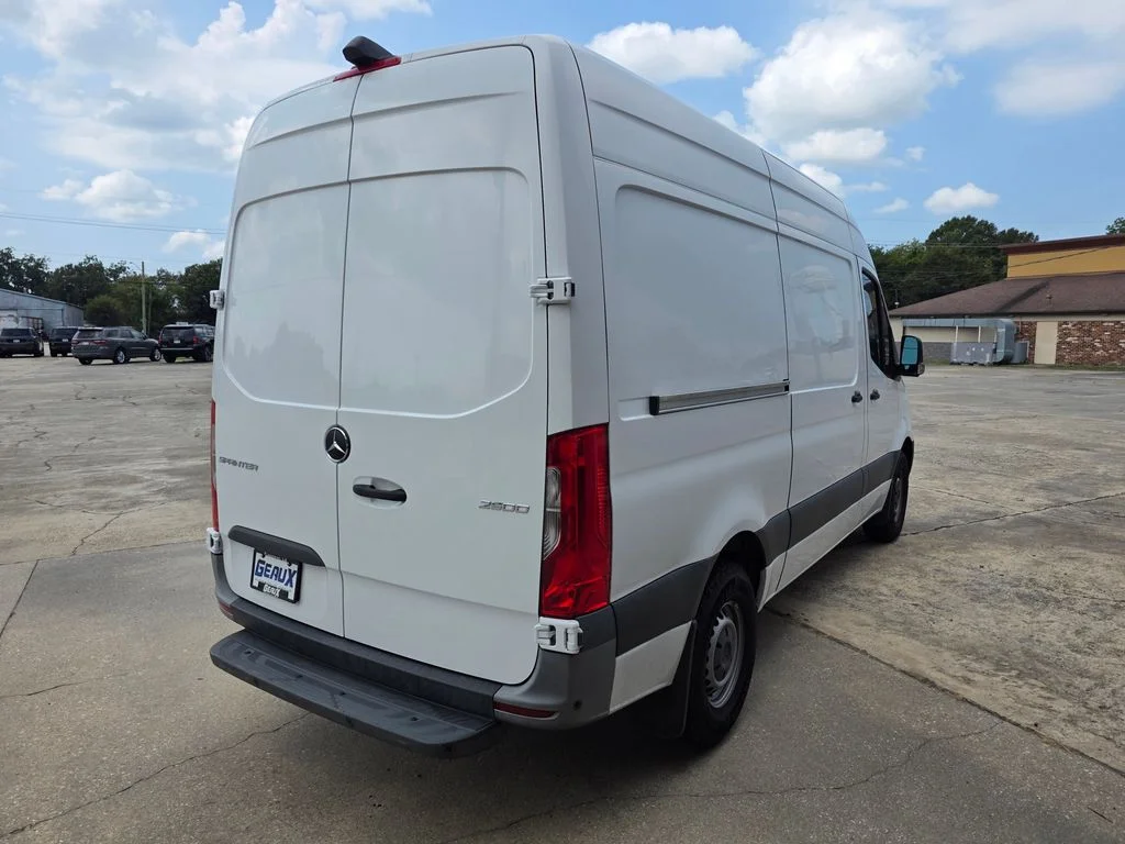 Used 2021 White Mercedes-Benz Cargo 144 WB image 8