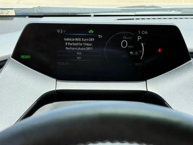 Certified Used 2023 CUTTING EDGE Toyota Limited image 16