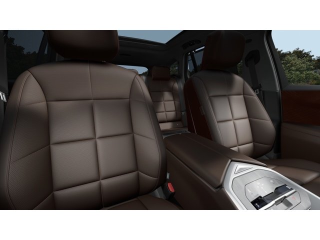New 2027 Dravit Grey Metallic BMW 40 xDrive image 11