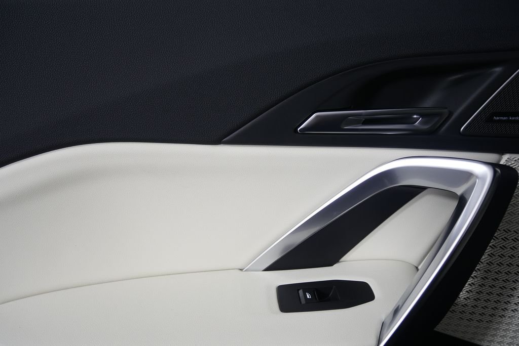 2026 BMW X1 28i - Photo 14