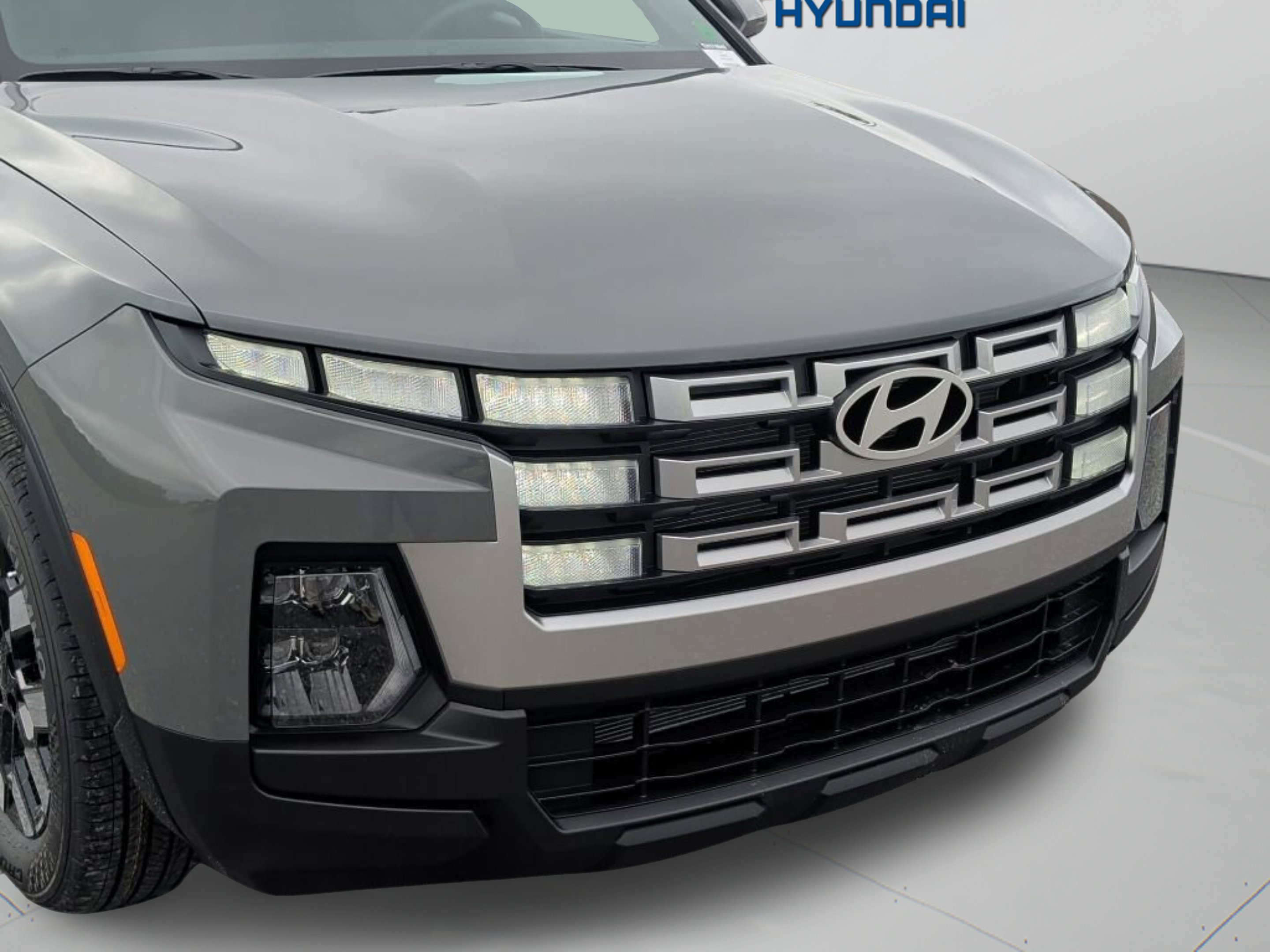 New 2026 Hampton Gray Hyundai SEL image 11