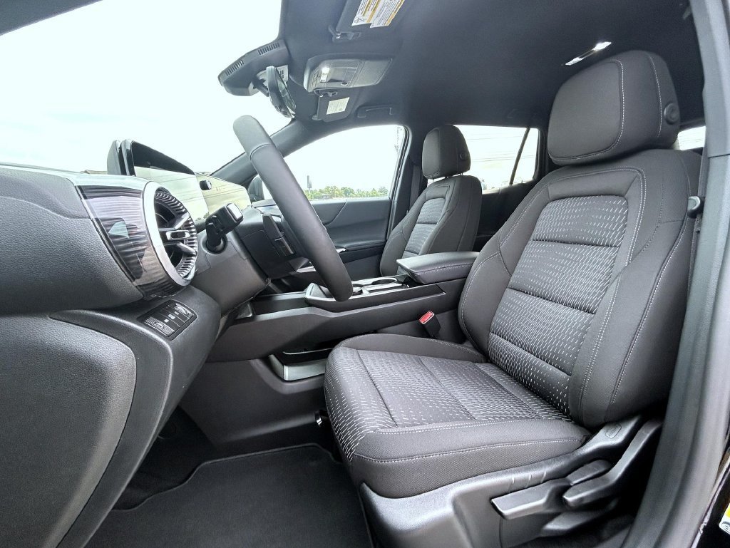 New 2027 Mosaic Black Metallic Chevrolet LT image 10