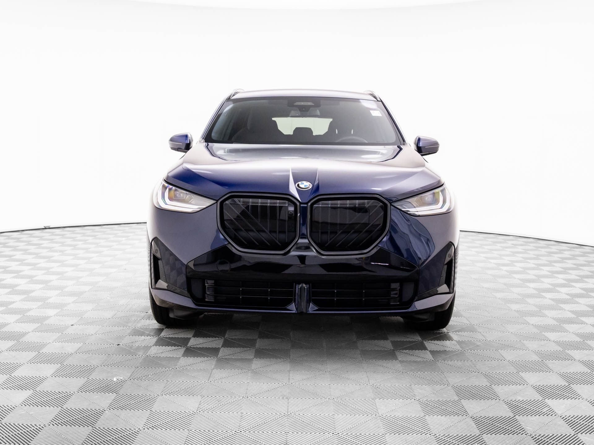 New 2026 Tanzanite Blue II Metallic BMW 30 xDrive image 9