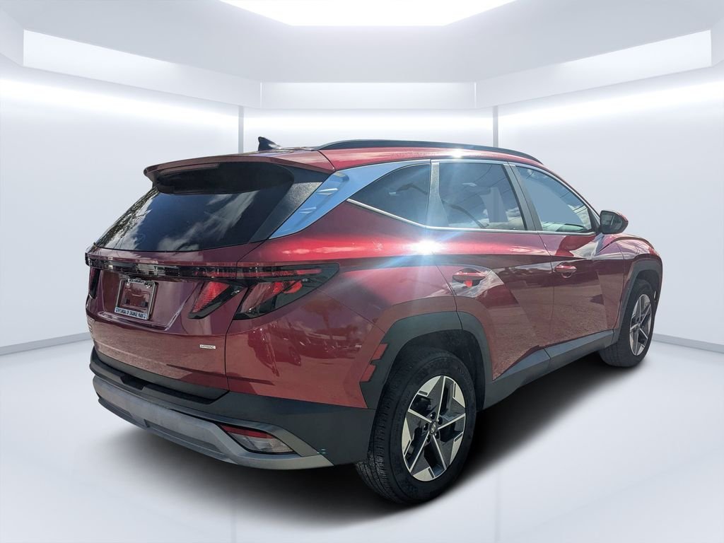 Used 2025 Red Hyundai SEL image 3