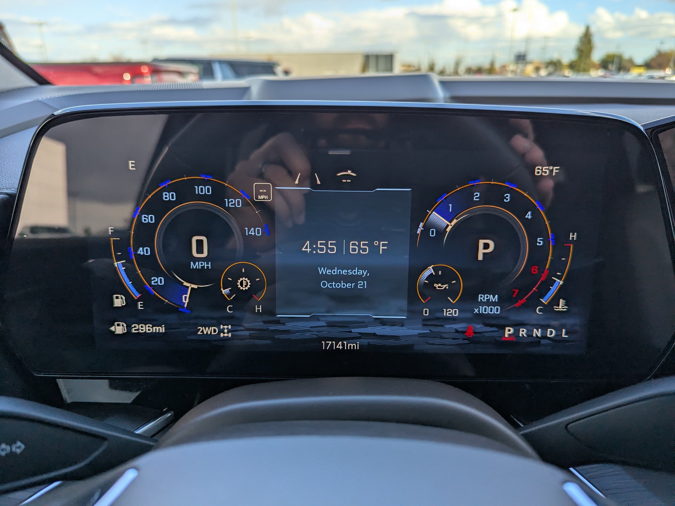 2025 Chevrolet Suburban Z71 - Photo 18