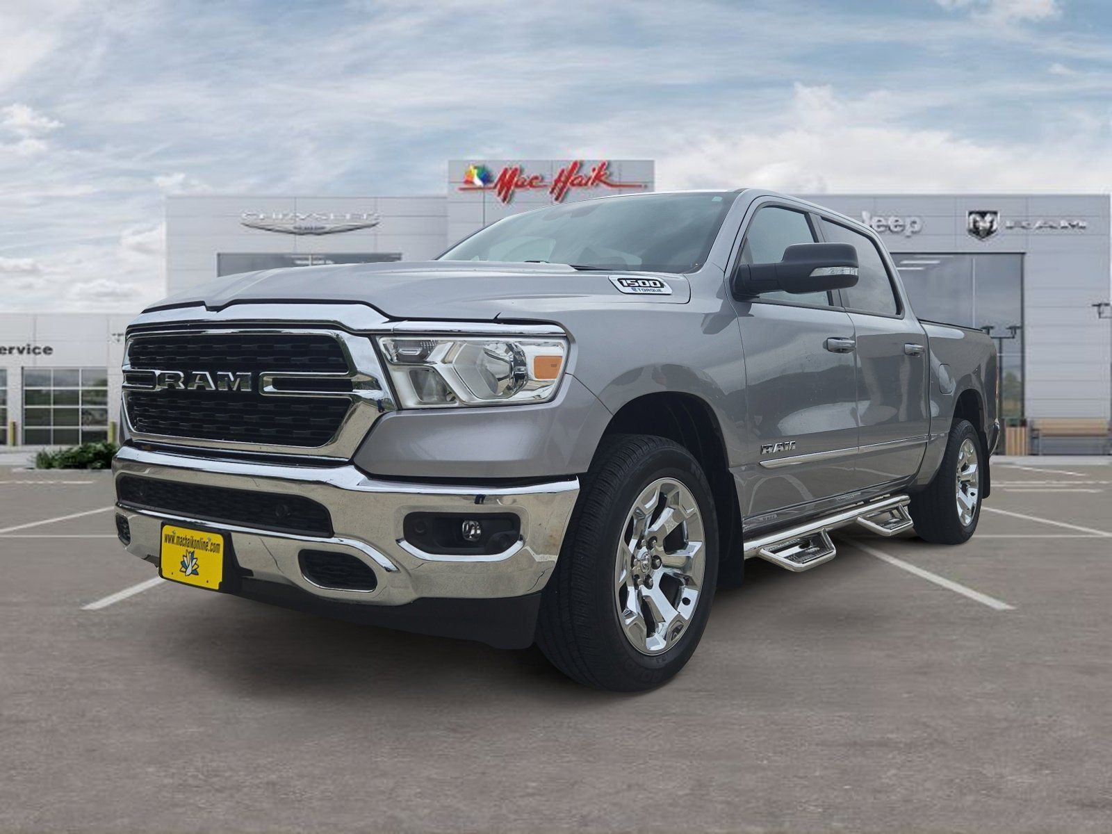 2022 RAM 1500 Big Horn/Lone Star 4x4 Crew Cab 5'7's photo