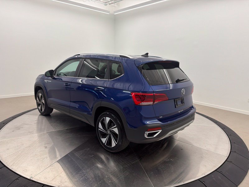 Used 2024 Blue Volkswagen 1.5T SE image 5