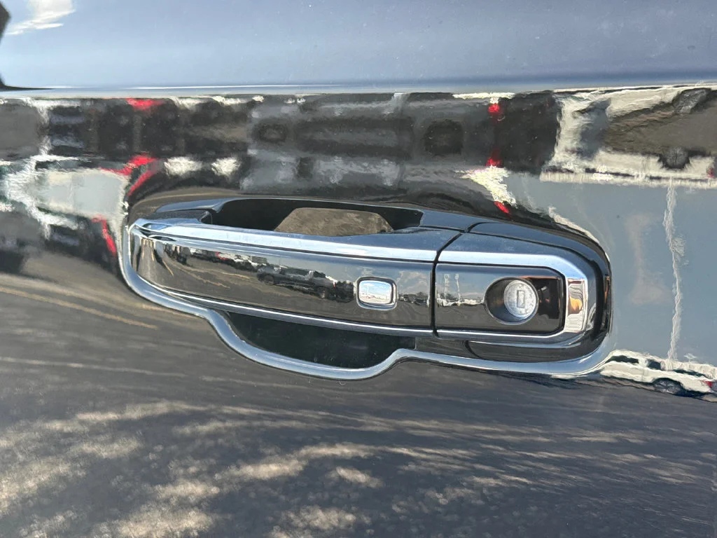 2026 GMC Yukon XL Denali - Photo 13