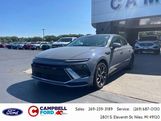 Used 2025 Blue Hyundai SEL image 7