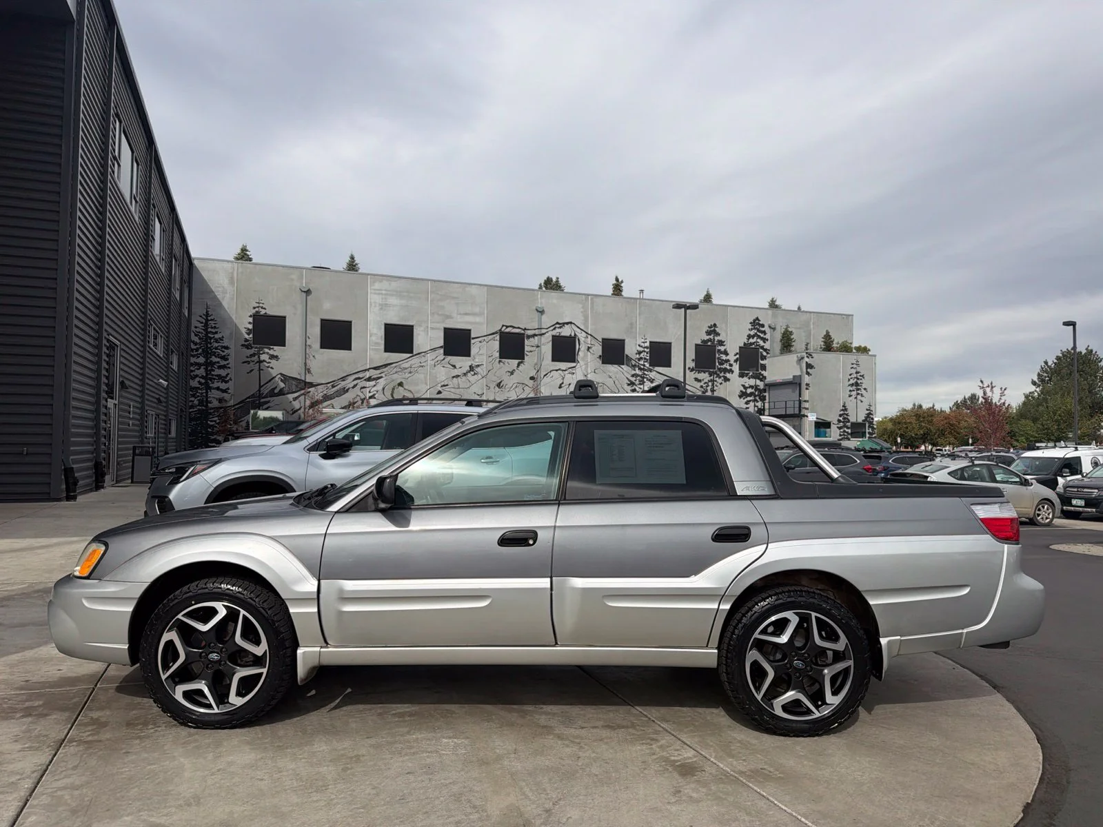 Used 2005  Subaru Sport image 9