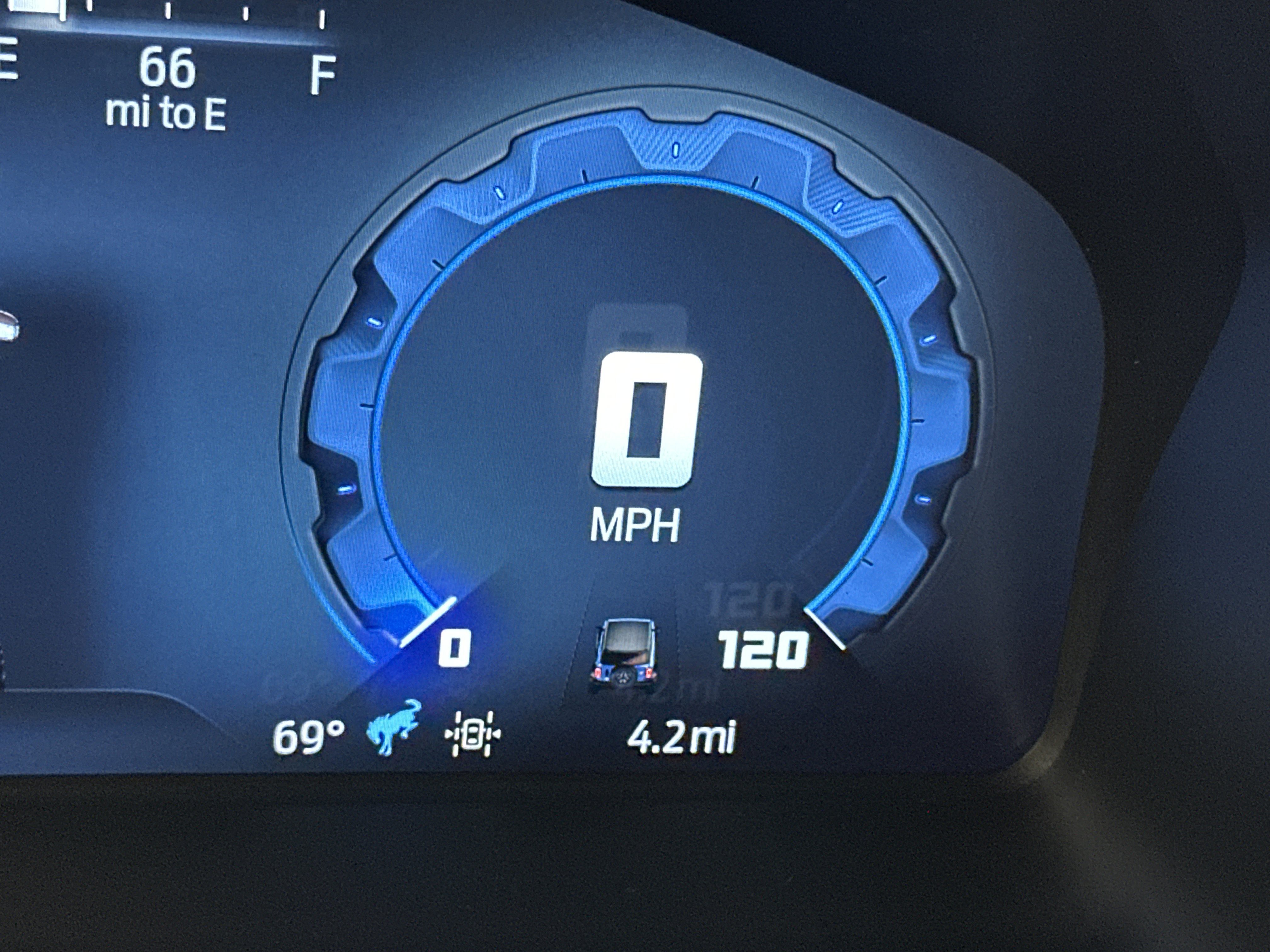 New 2025 CARBONIZED GRAY MET Ford Badlands image 13