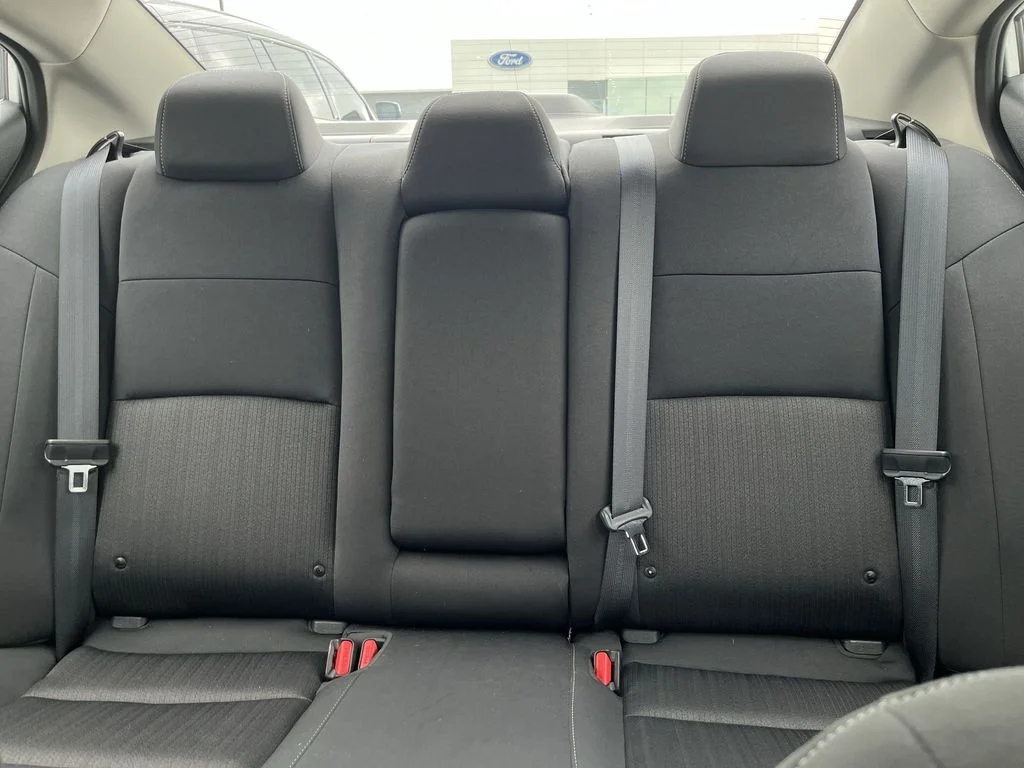 Used 2023 White Nissan 2.5 SV image 21