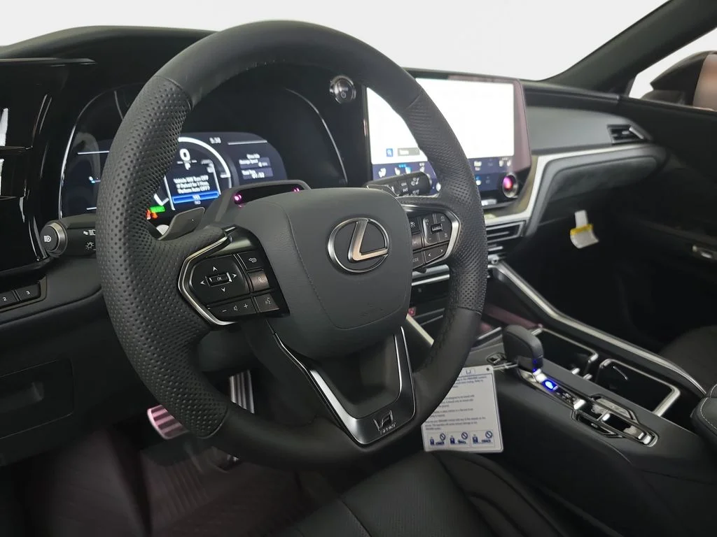 2026 Lexus TX 500h F-Sport Premium - Photo 16