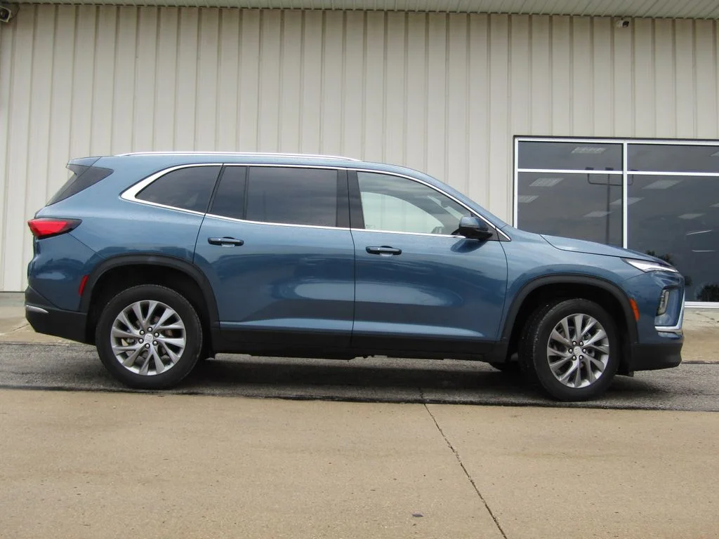 Used 2026 Blue Buick Preferred image 2