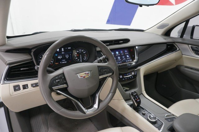 Used 2025 WHITE Cadillac FWD Premium Luxury image 22