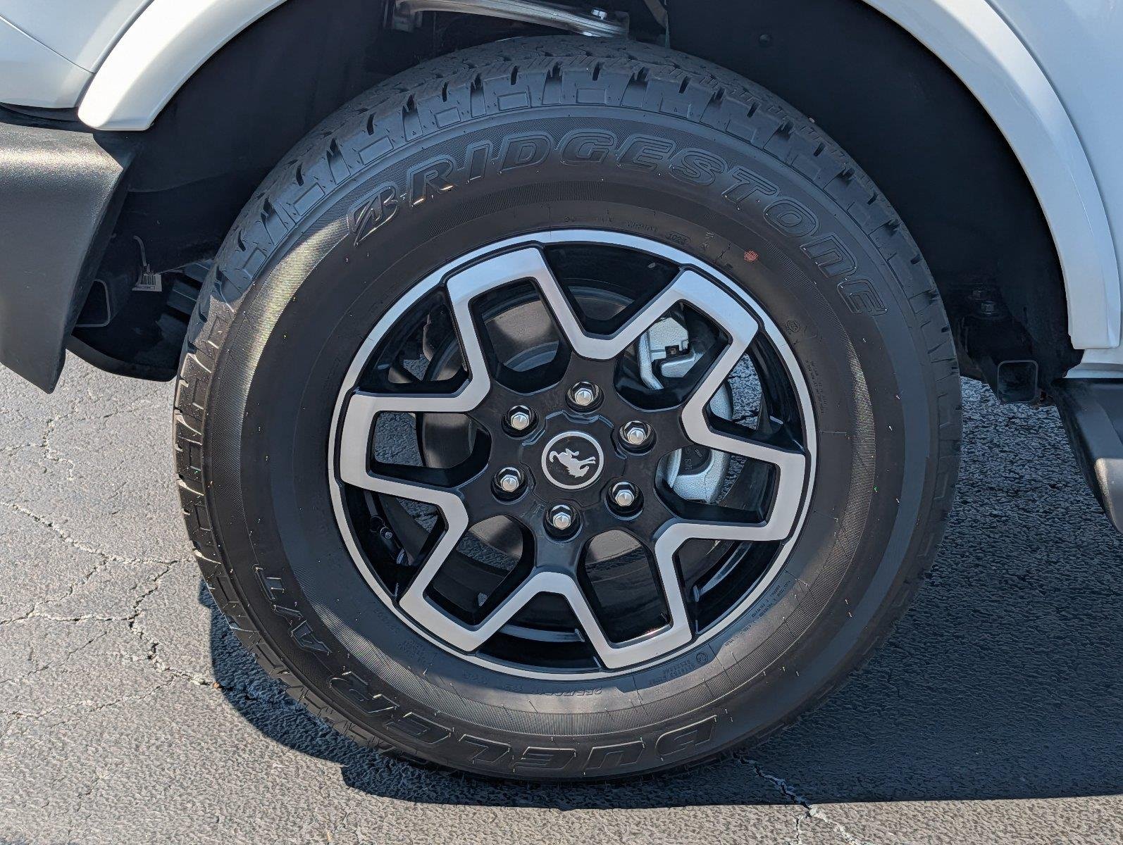 2026 Ford Bronco 4-Door Outer Banks - Photo 9
