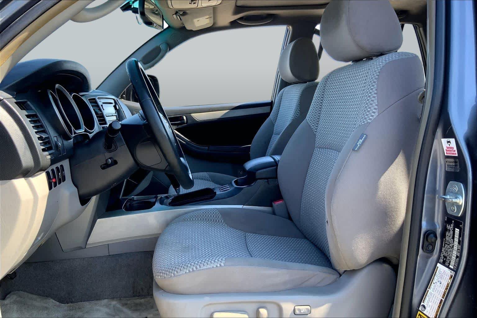 Used 2008 Galactic Gray Mica Toyota SR5 image 7