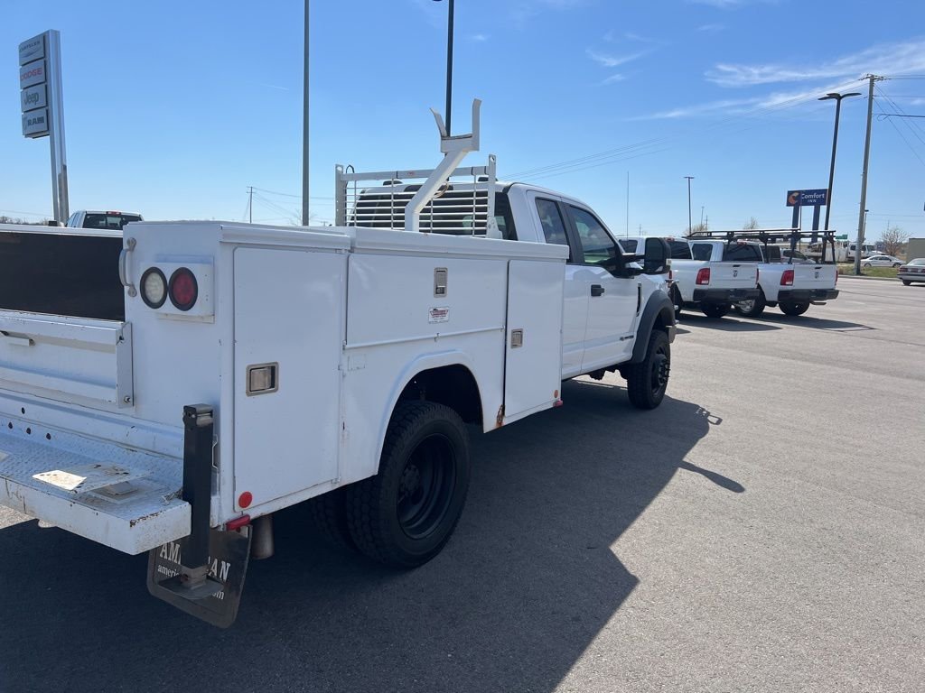 Used 2020 White Ford XL image 37