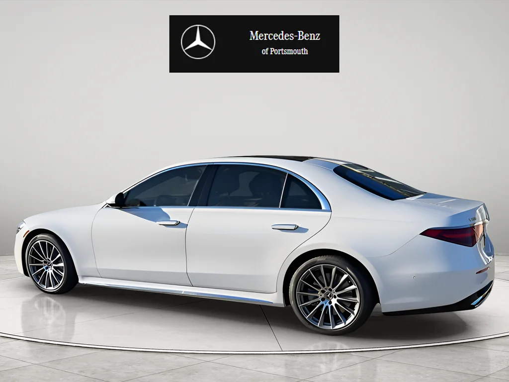 New 2026 MANUFAKTUR Moonlight White Metallic Mercedes-Benz S 580 image 6