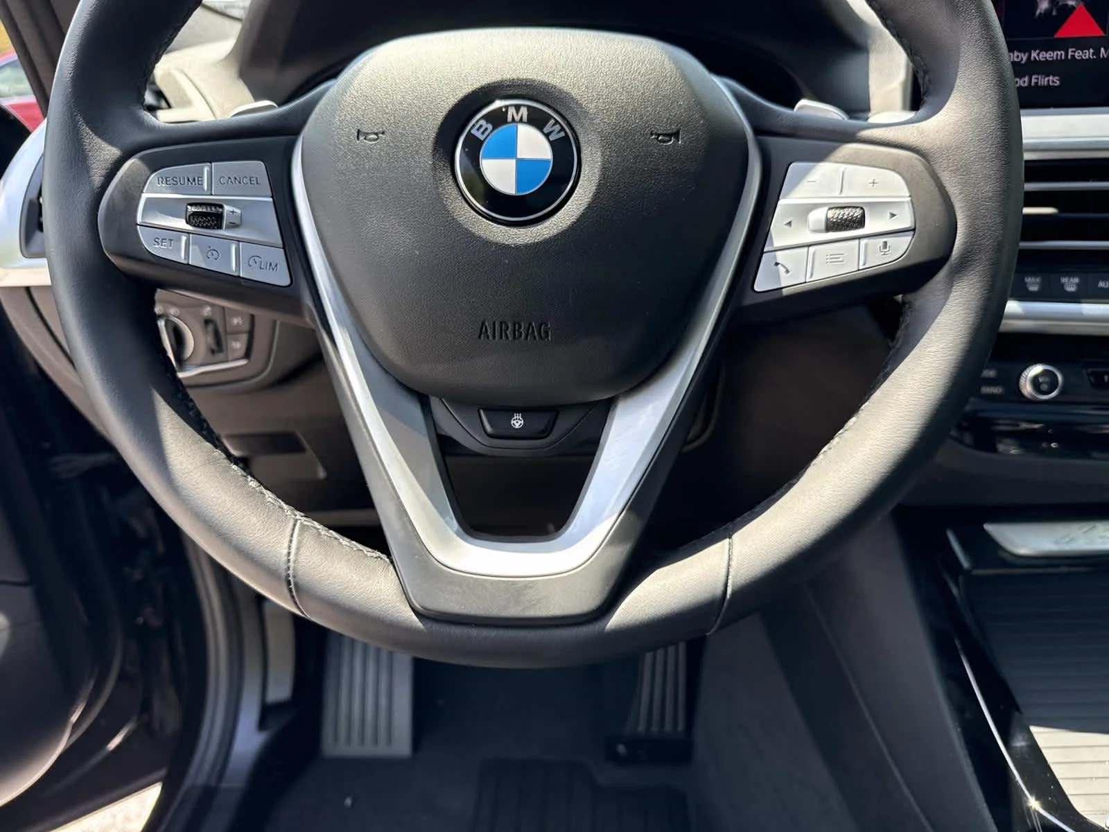 Used 2024 Black Sapphire Metallic BMW xDrive30i image 18