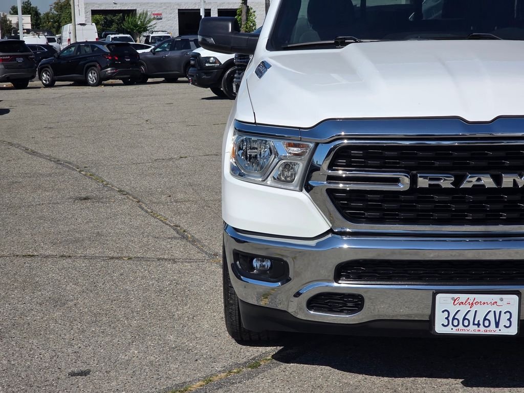Certified Used 2023 White Ram Big Horn/Lone Star image 3