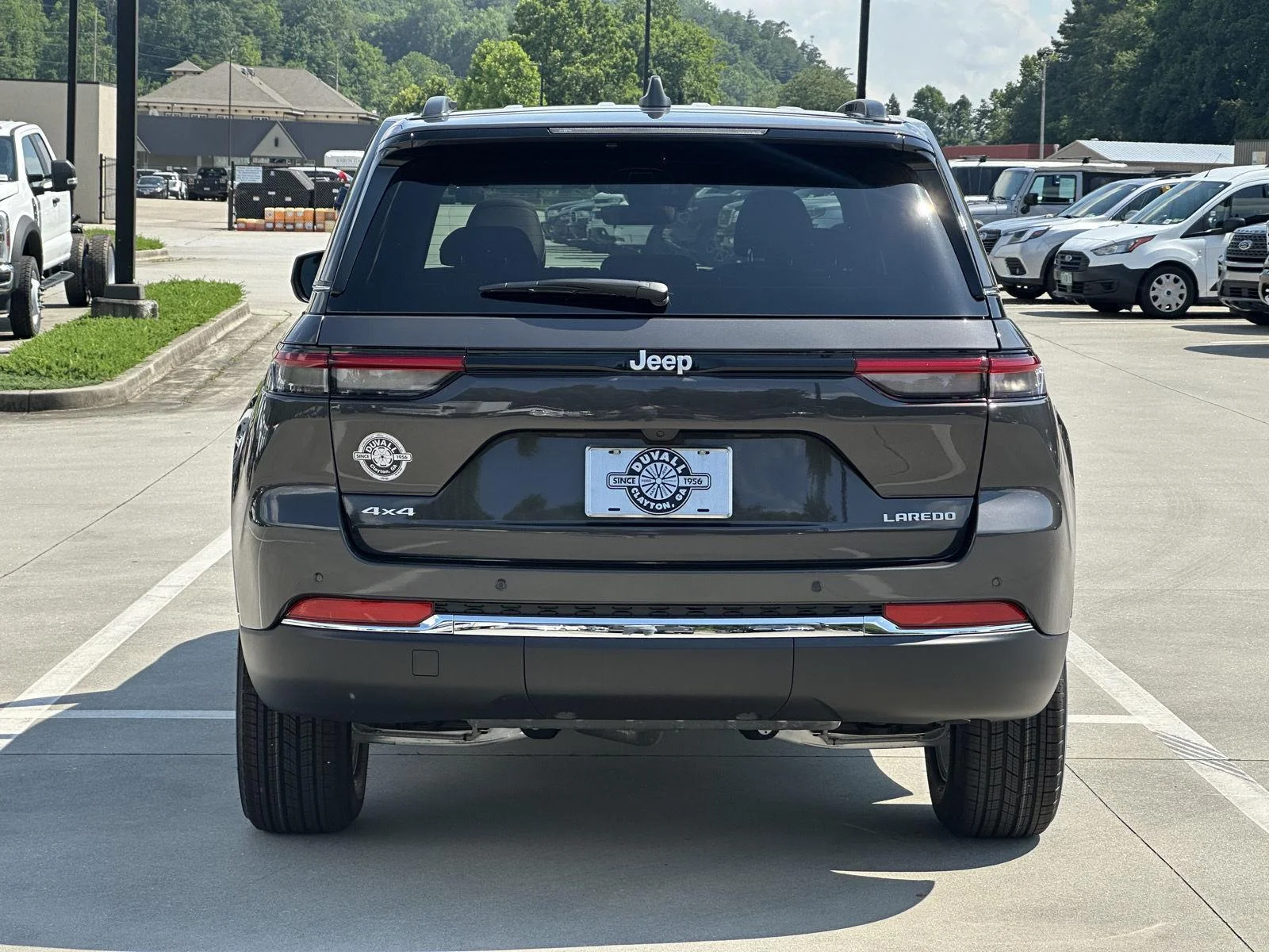 New 2026 Baltic Gray Metallic Clearcoat Jeep Laredo X image 6